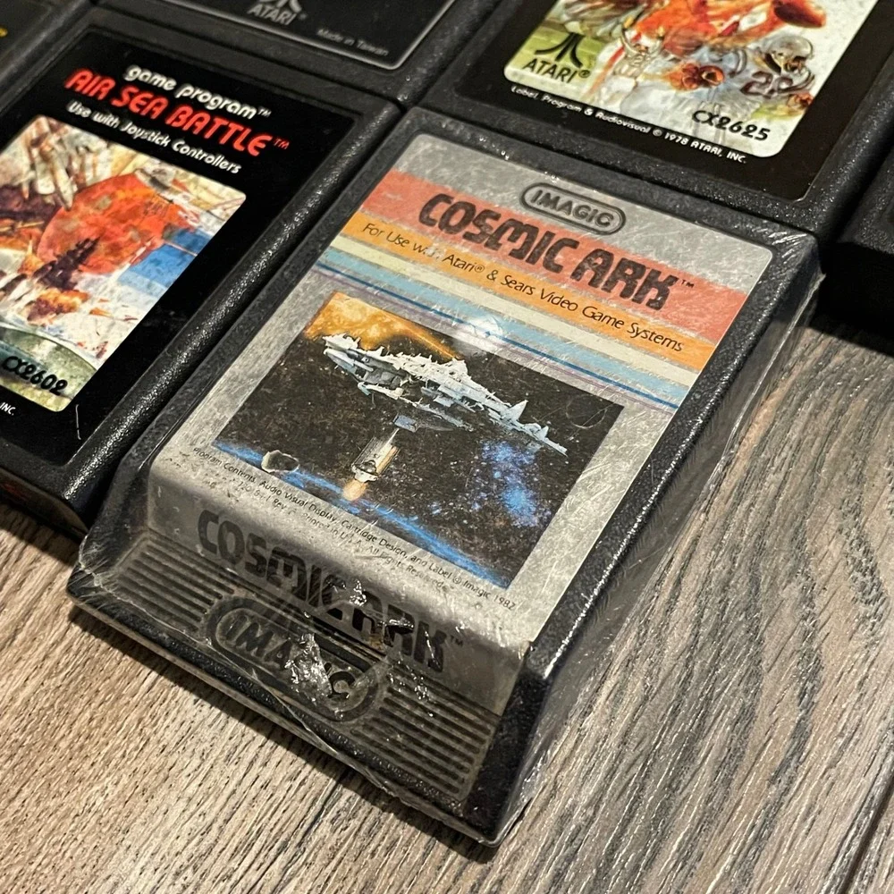 Atari 2600 Vintage Game Lot 18 Cartridges PacMan Space Invaders Spider-Man Qbert